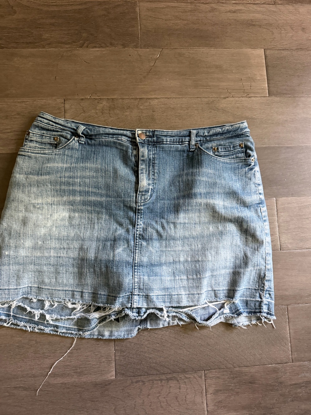 Venezia Light Blue Distressed Denim Skort